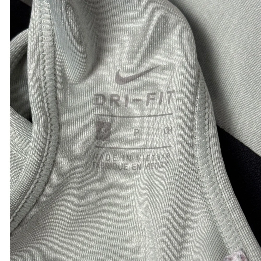 Nike Dri Fit Light Mint Green Black Racerback Sports Bra Women's‎ Size S